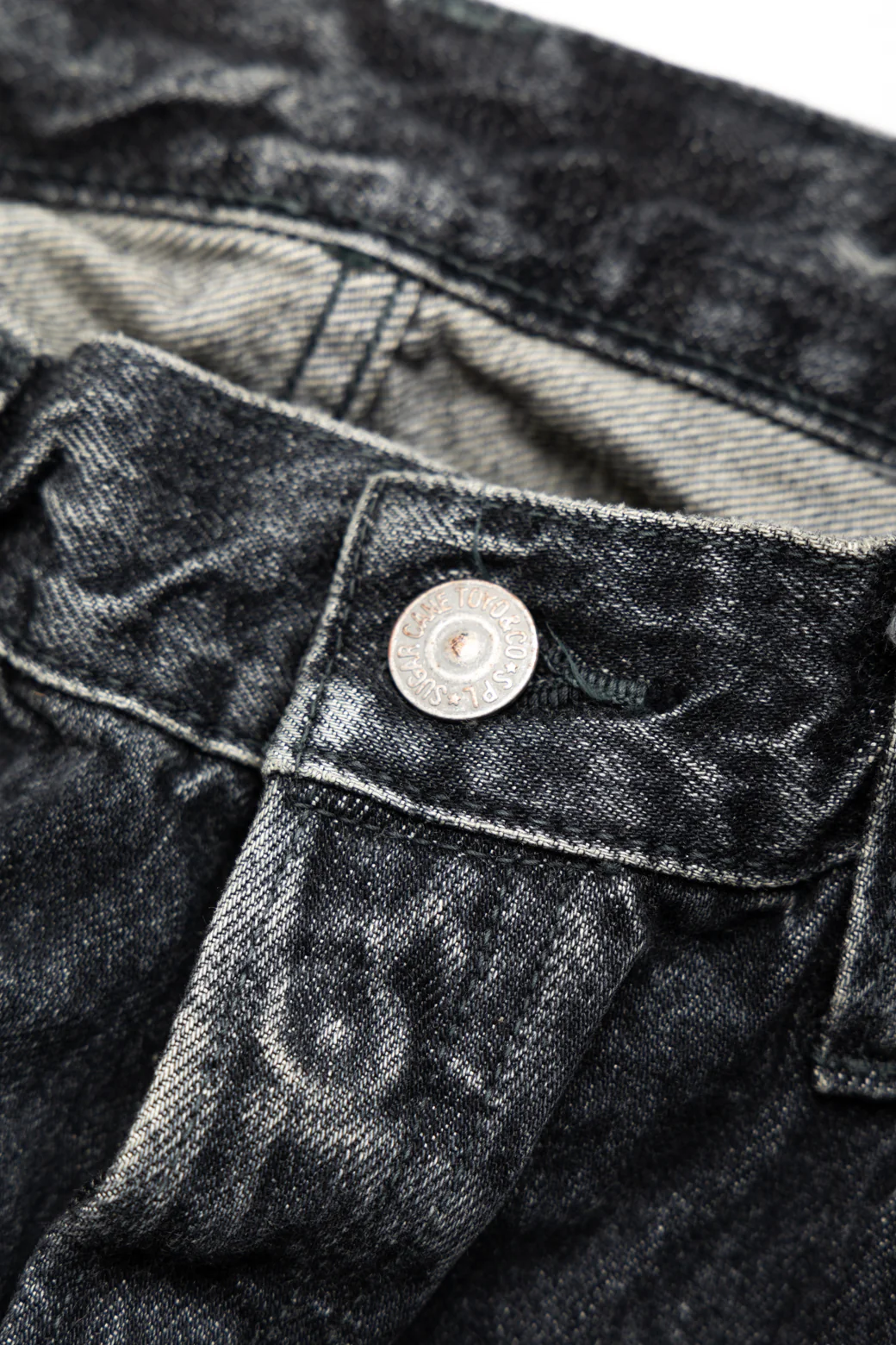 14.25oz Black Denim 1947 Model - Hard Wash - Image 13
